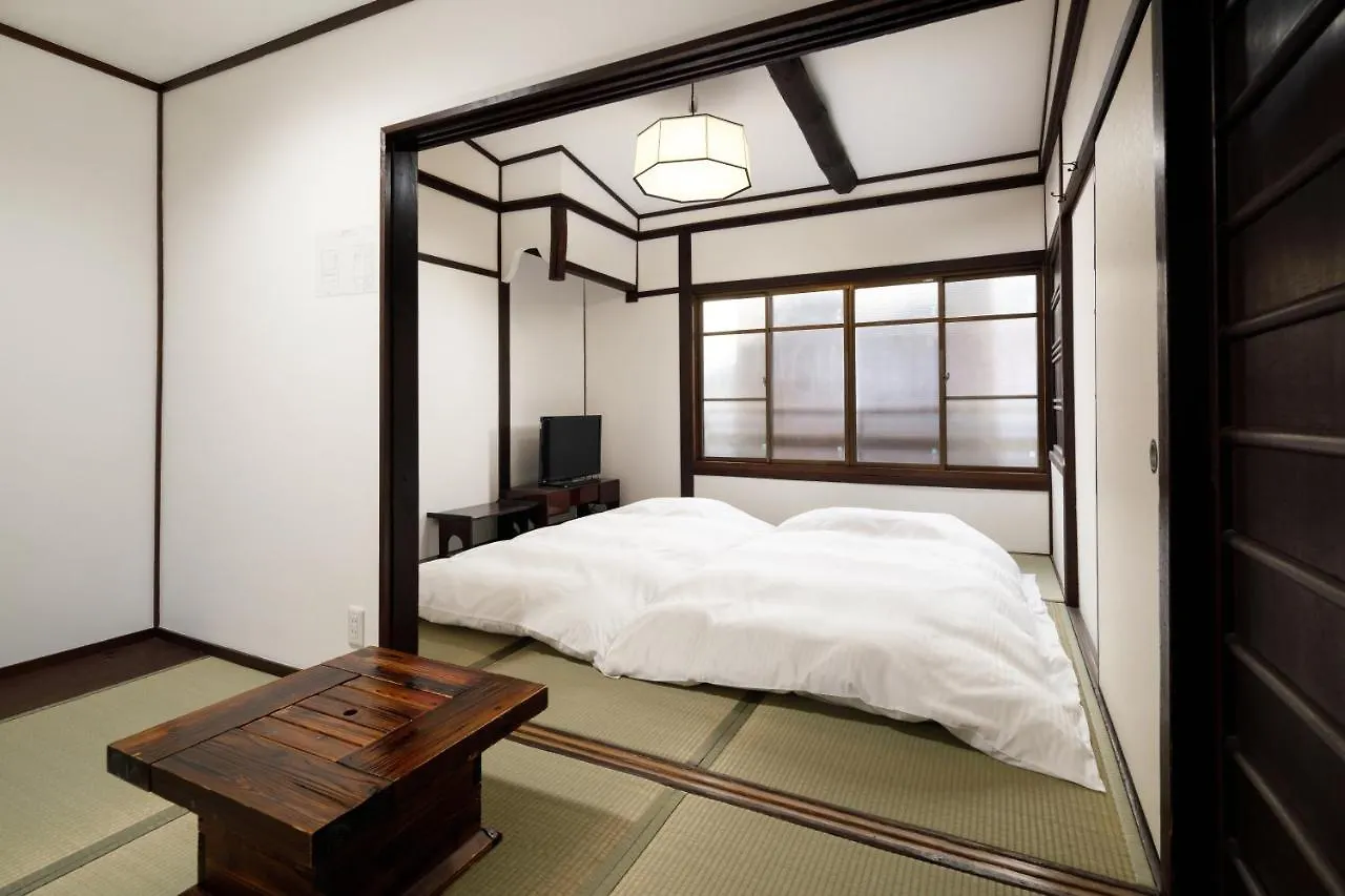 Tsumugi Shichijo-Kagiyacho Villa Kyoto 0*,
