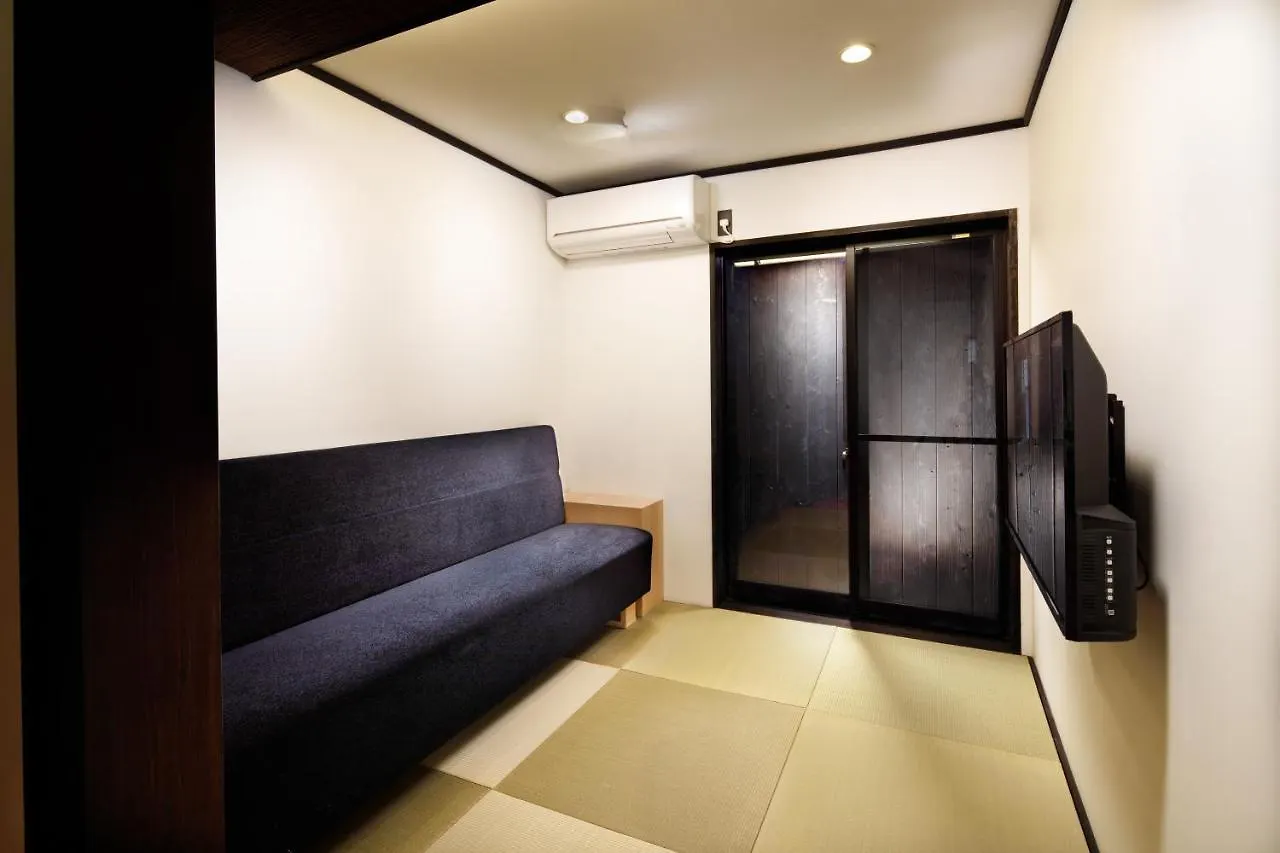 Tsumugi Shichijo-Kagiyacho Villa Kyoto 0*,  Japan