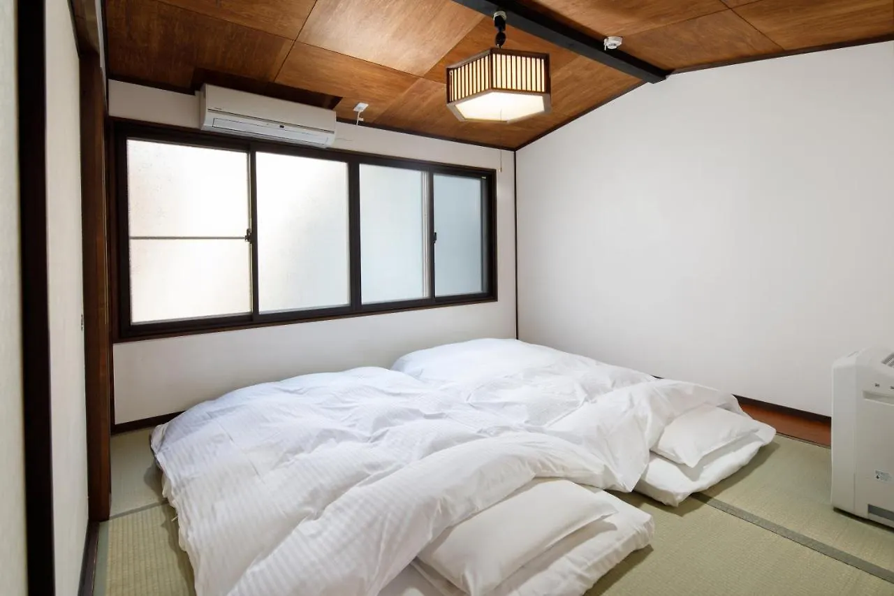 Tsumugi Shichijo-Kagiyacho Villa Kyoto 0*,  Japan